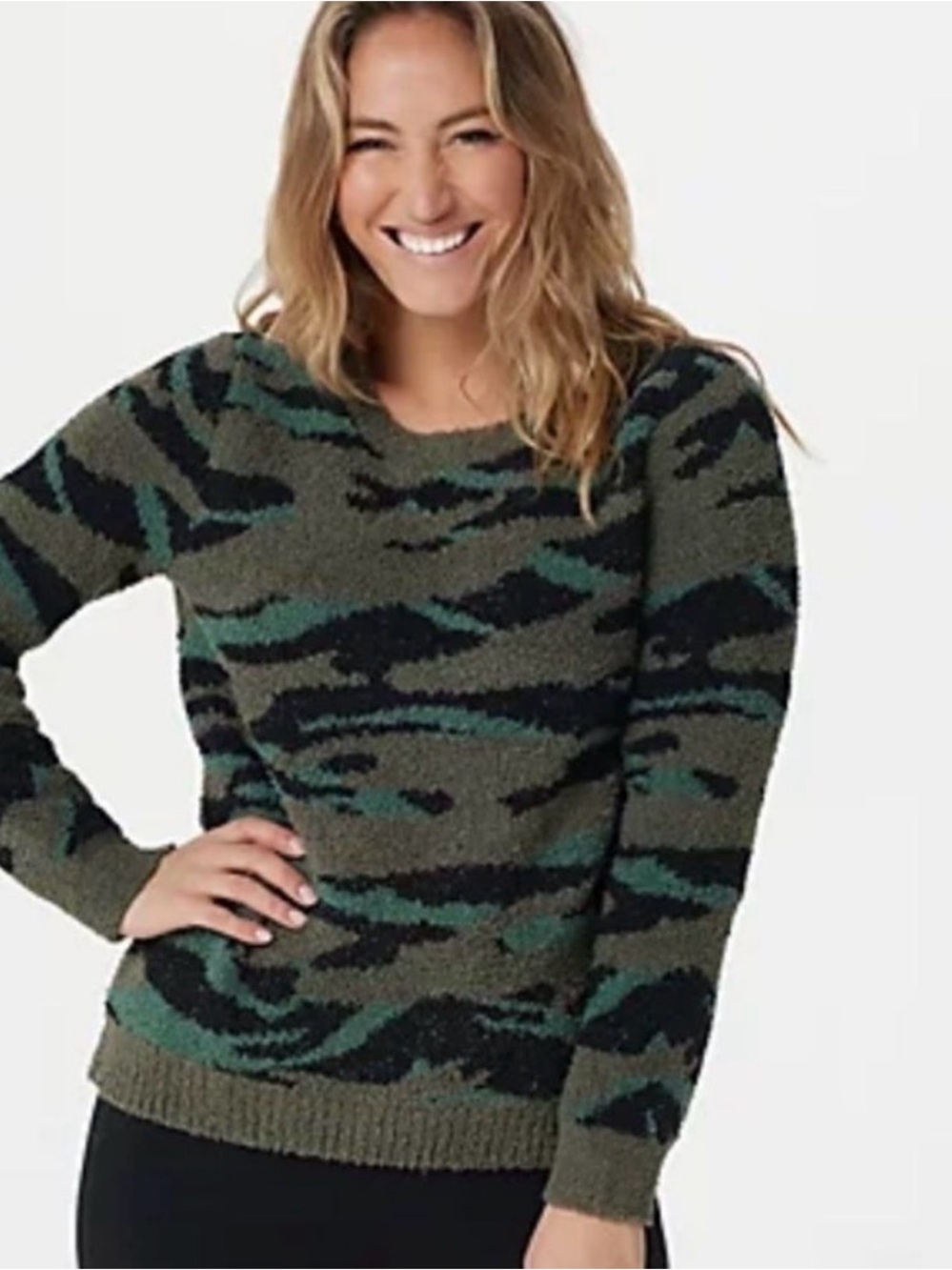 Barefoot dreams cozy chic seaside crewneck
Pullover size large